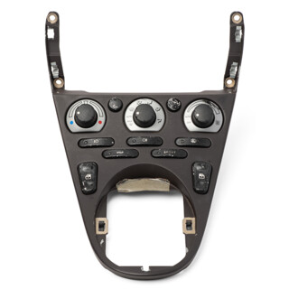 Maserati 4200GT Centrální panel s ovladači